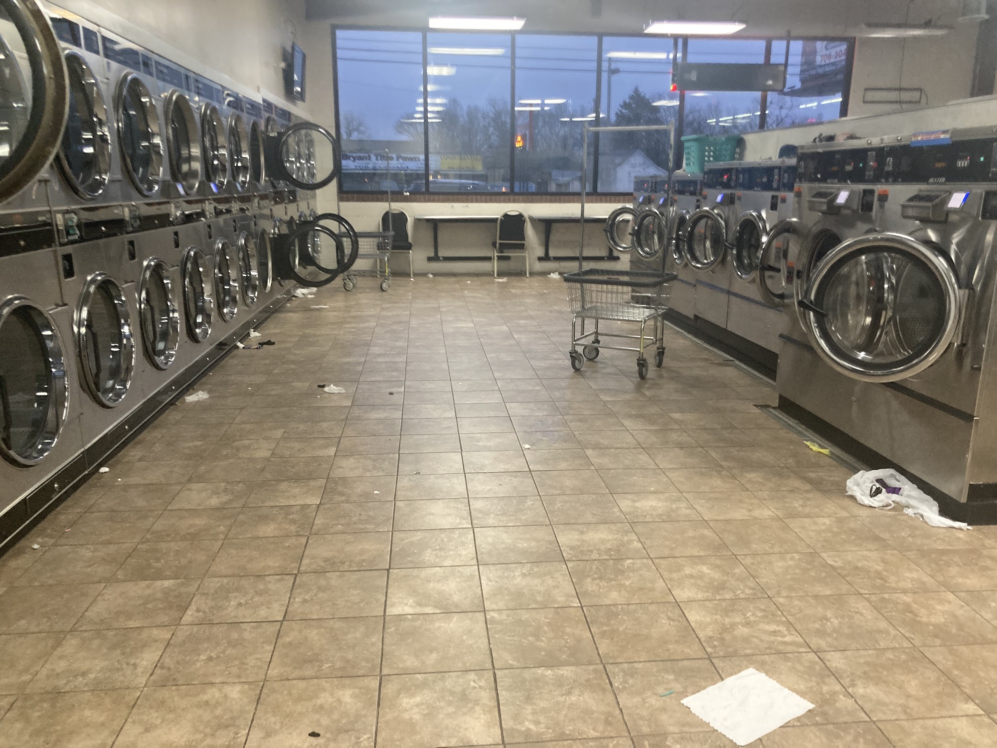 Shorter laundromat