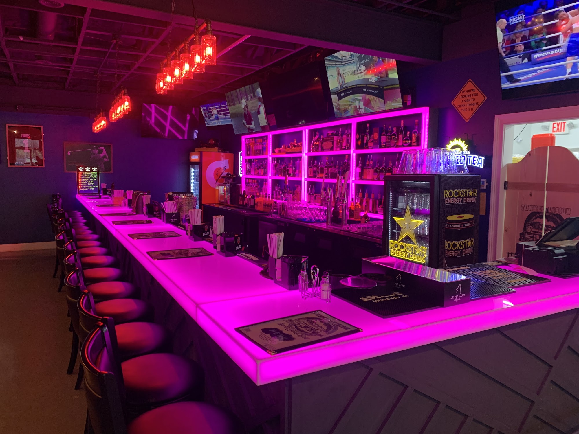 TunnelVision Sportsbar & grill