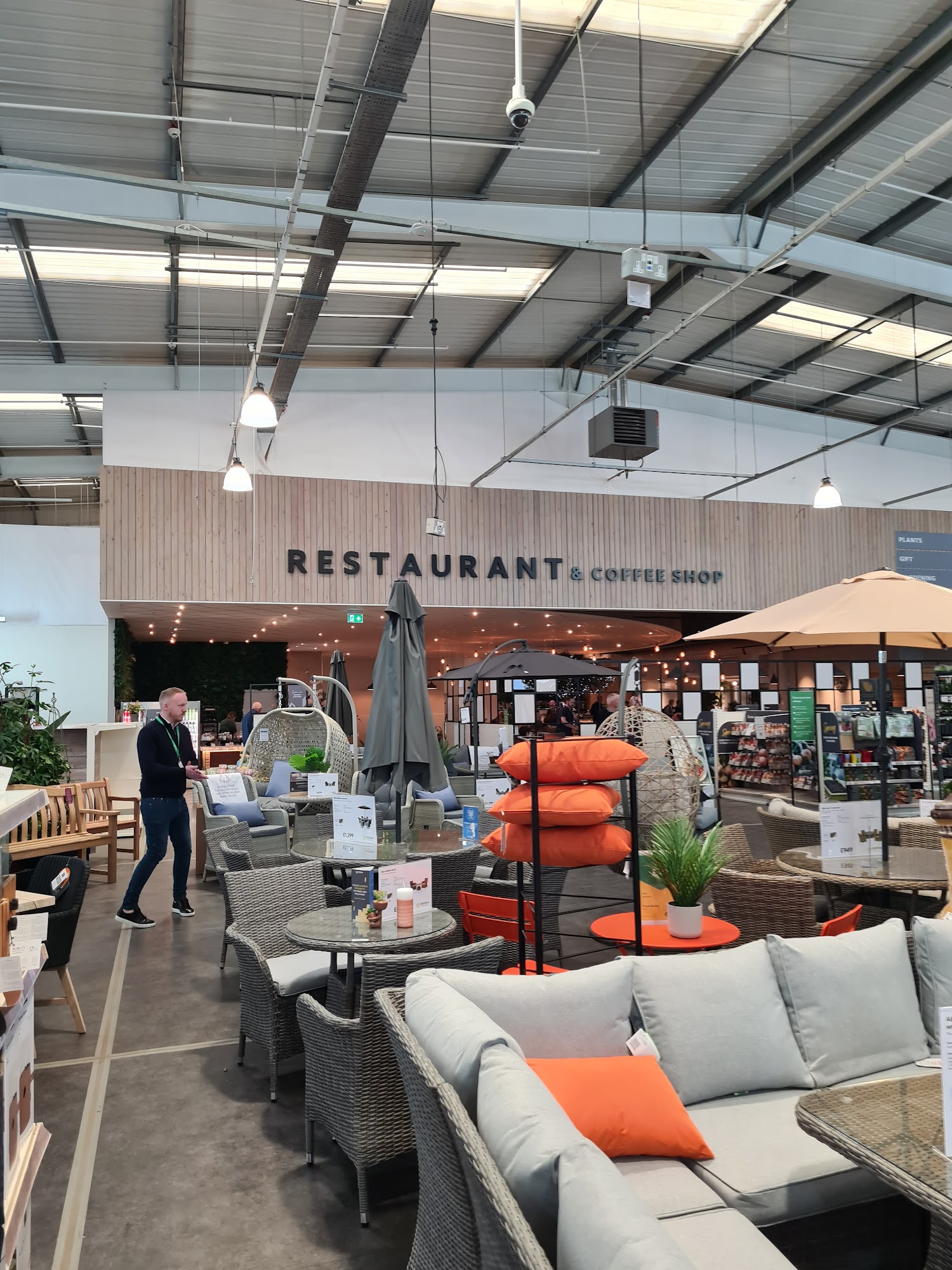 Dobbies Garden Centre Cirencester