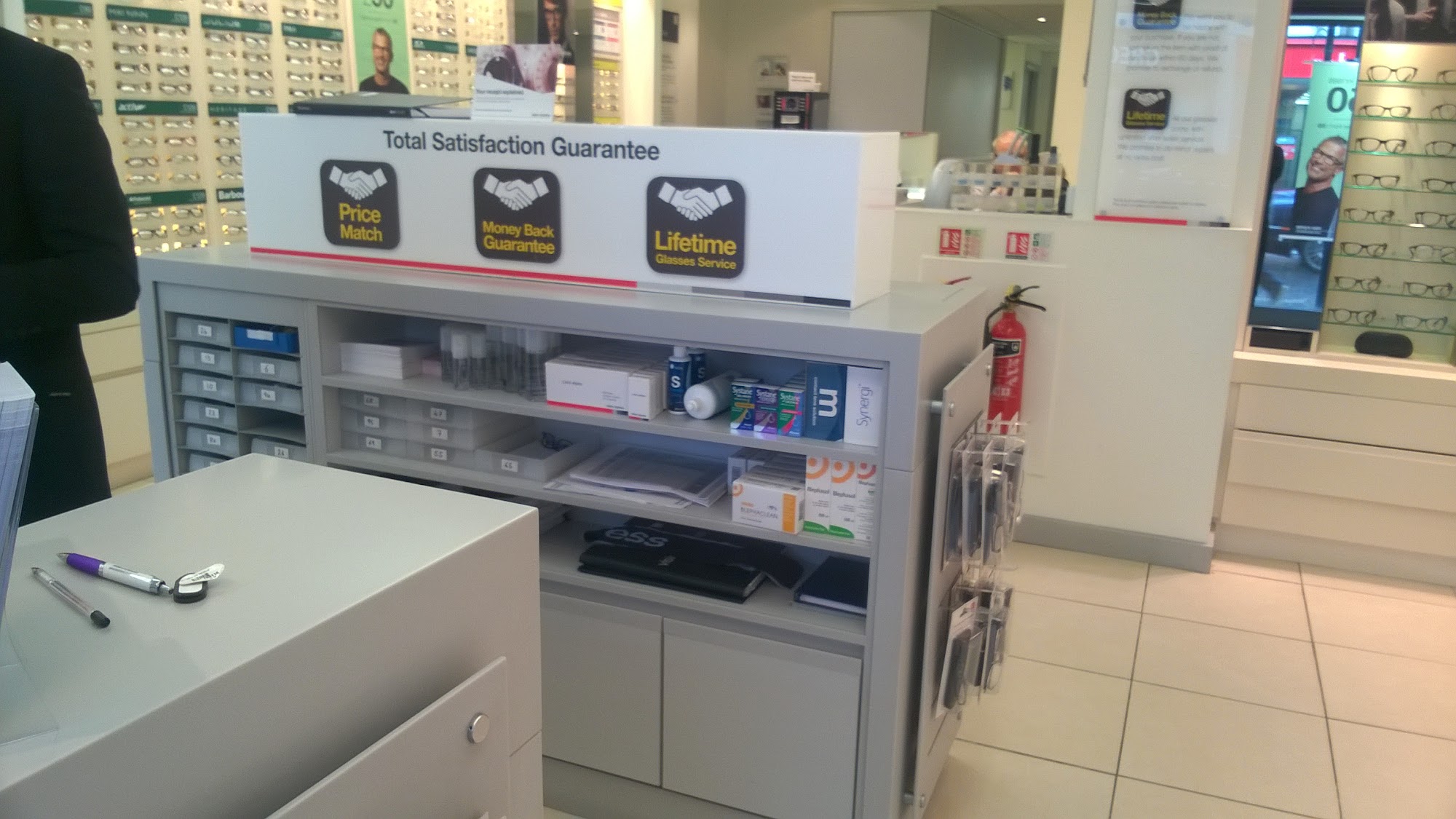 Vision Express Opticians - London - Barnet