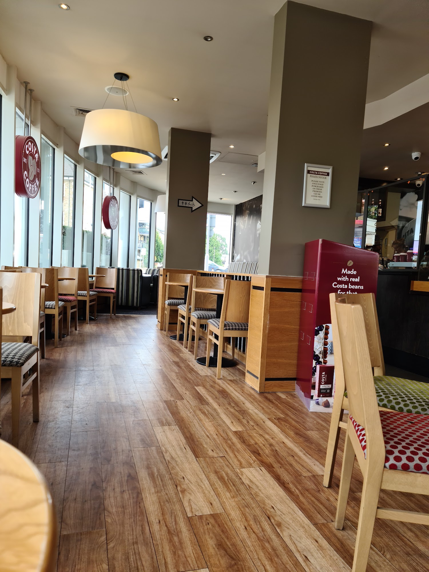 Costa Riverside, 10 Kew Bridge Rd, Brentford