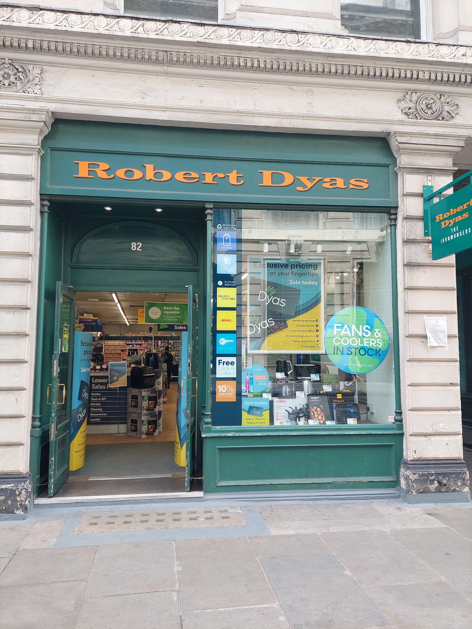 DHL Express Service Point (Robert Dyas Gracechurch st)