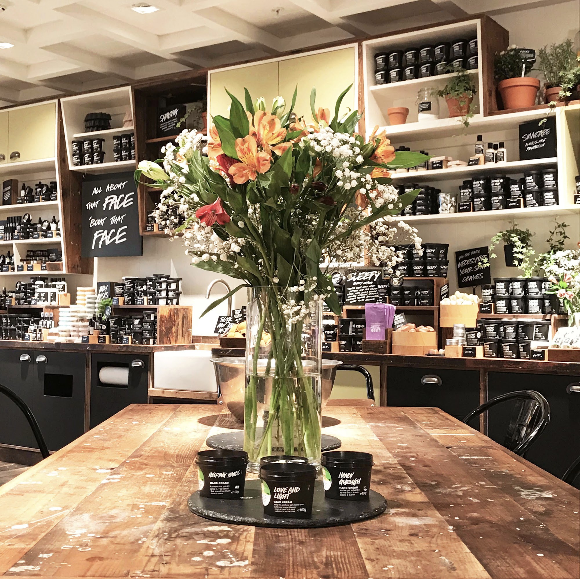 Lush Cosmetics White City