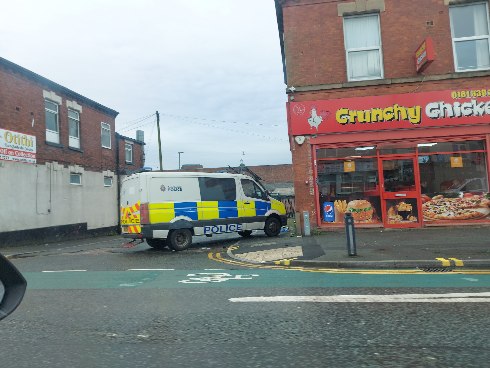 Crunchy Chicken Manchester Rd, Manchester, Mossley, Ashton-under-Lyne