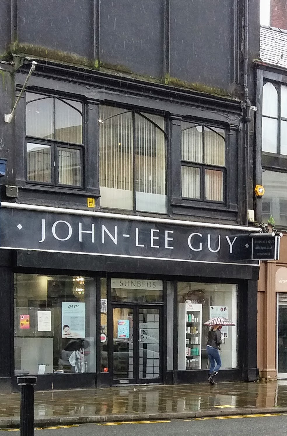 Hairdressers Bolton - John Lee Guy 5 Deansgate, Bolton