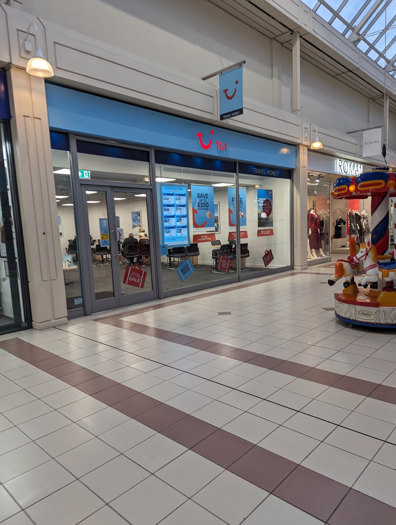 TUI Holiday Store