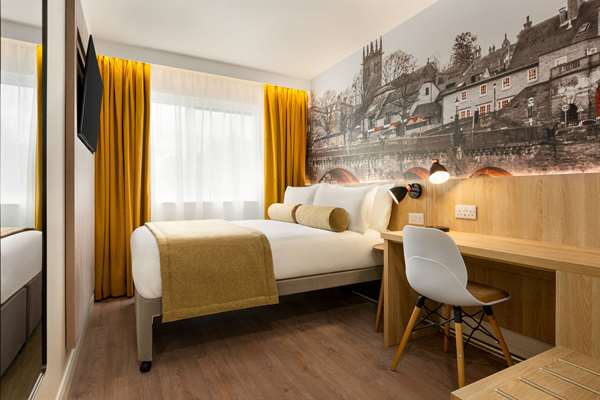 Super 8 by Wyndham Chester East