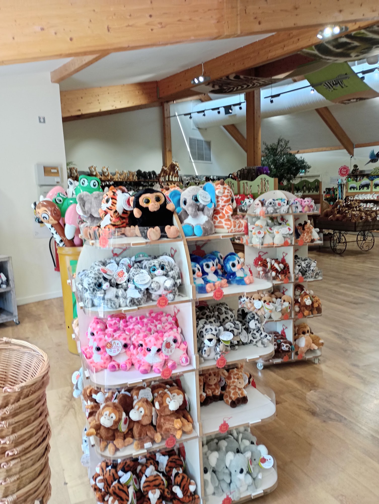 Marwell Zoo Gift Shop