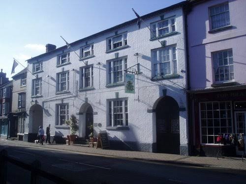 Royal Oak Hotel