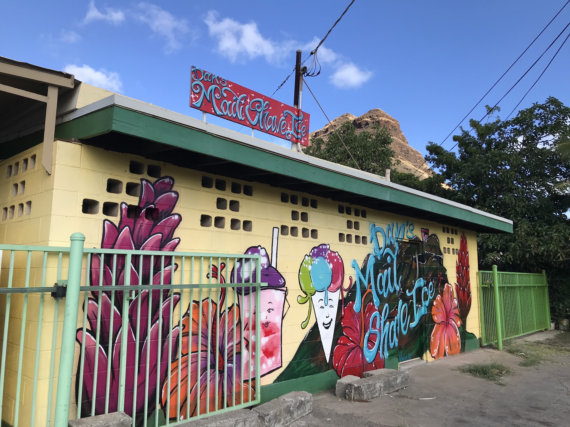 Dan's Ma'ili Shave Ice