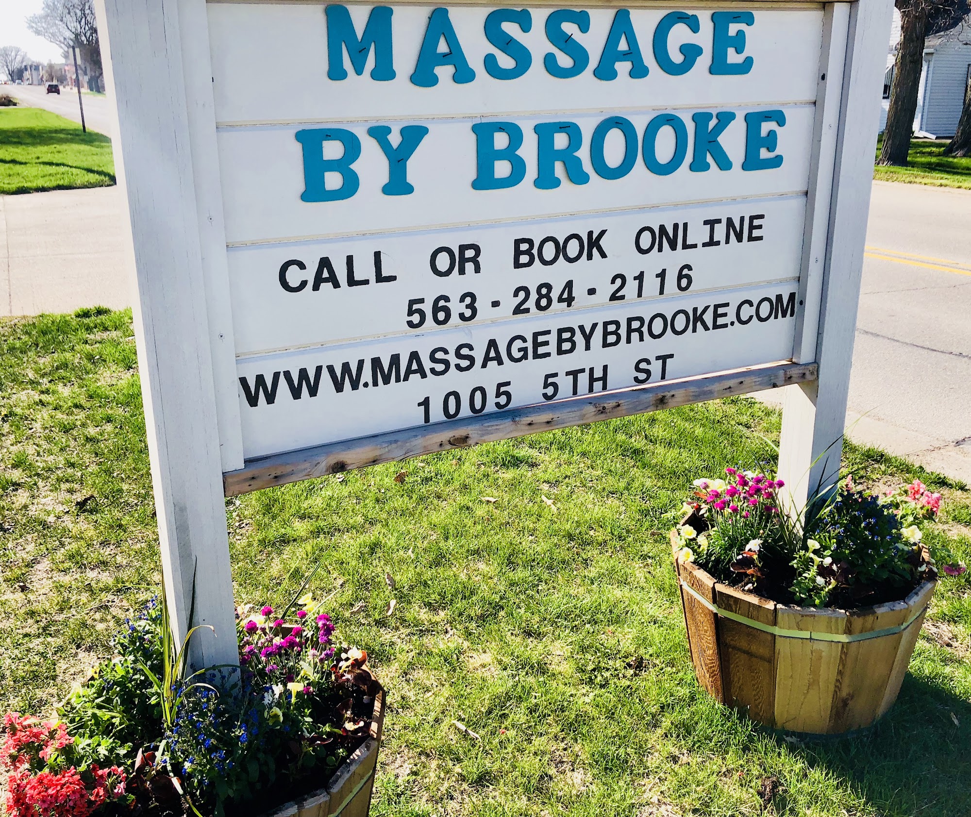 Massage By Brooke 1005 5th St, Durant Iowa 52747