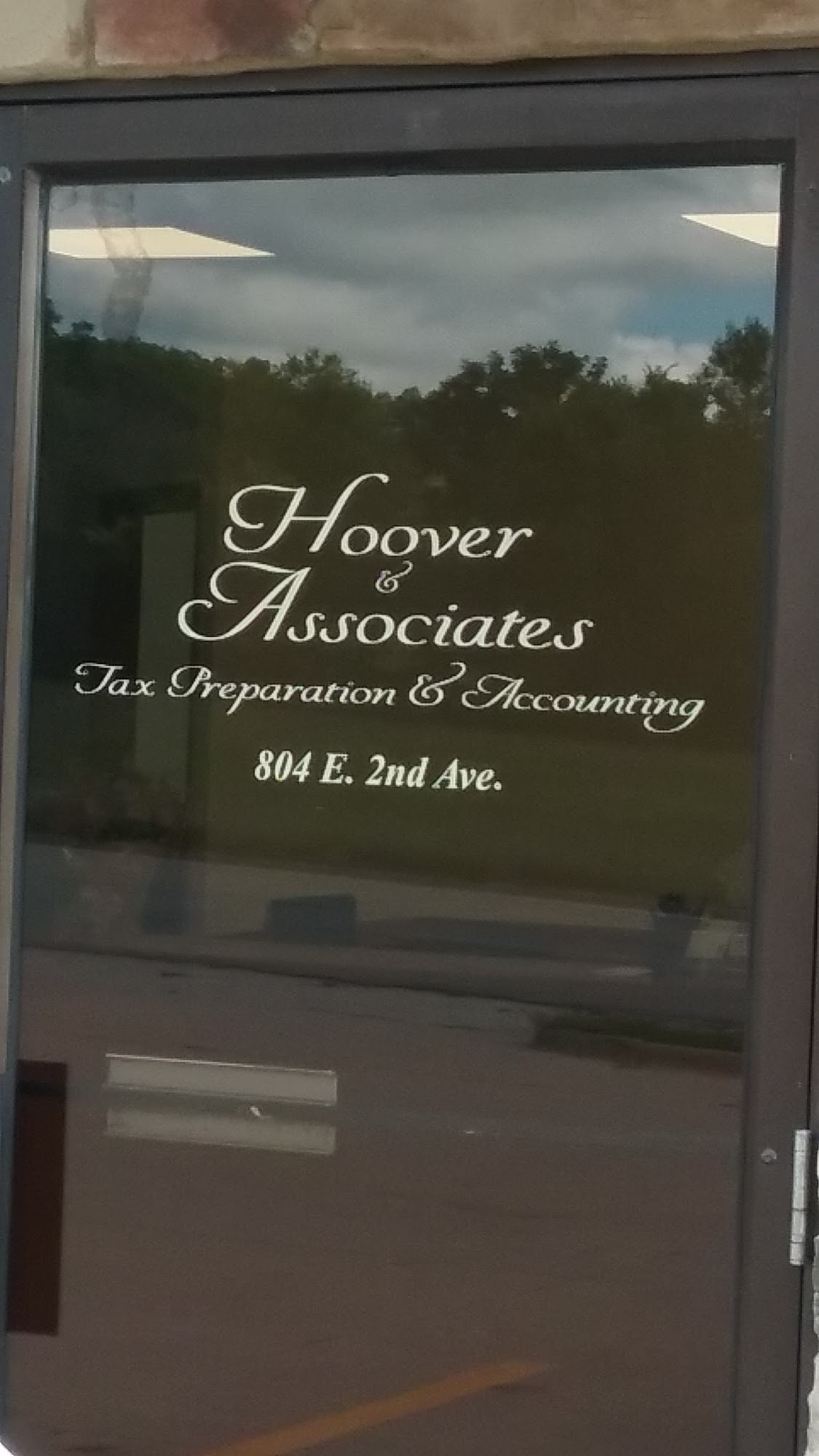 Hoover & Associates 804 E 2nd Ave, Indianola Iowa 50125