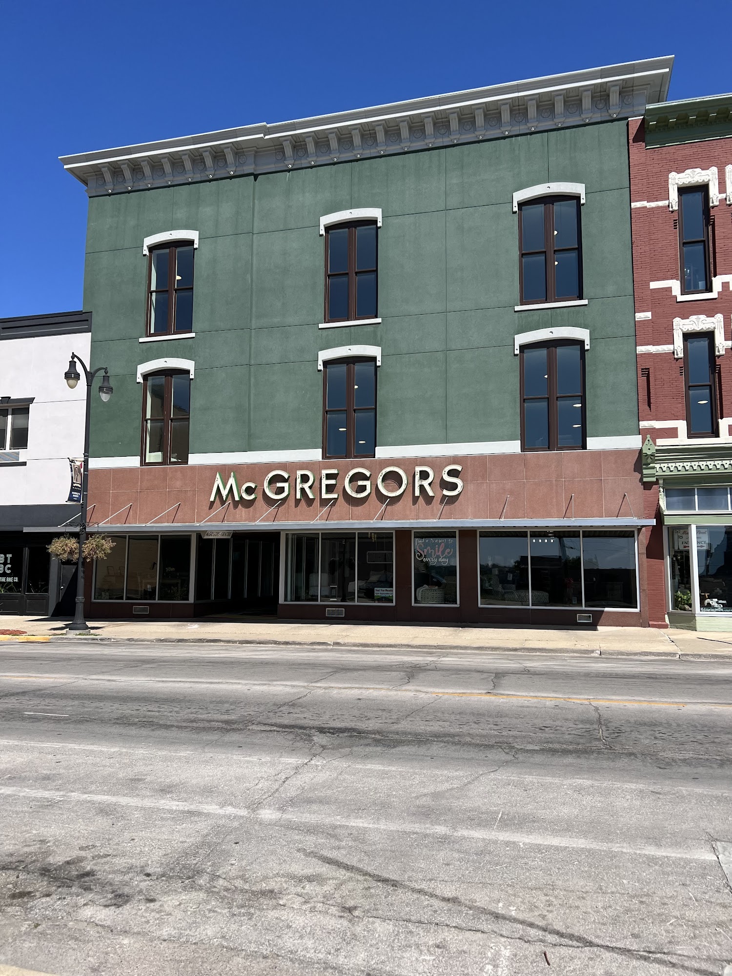 McGregors Furniture and Mattress