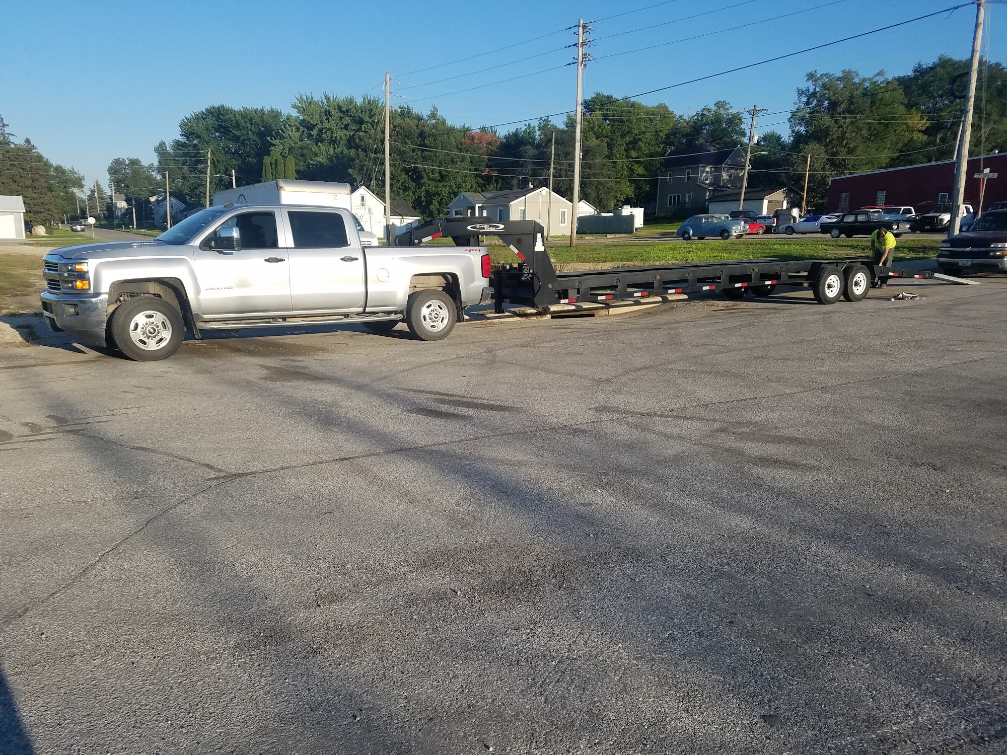 McDivitt's Repair & Towing 214 3rd St, Parkersburg Iowa 50665