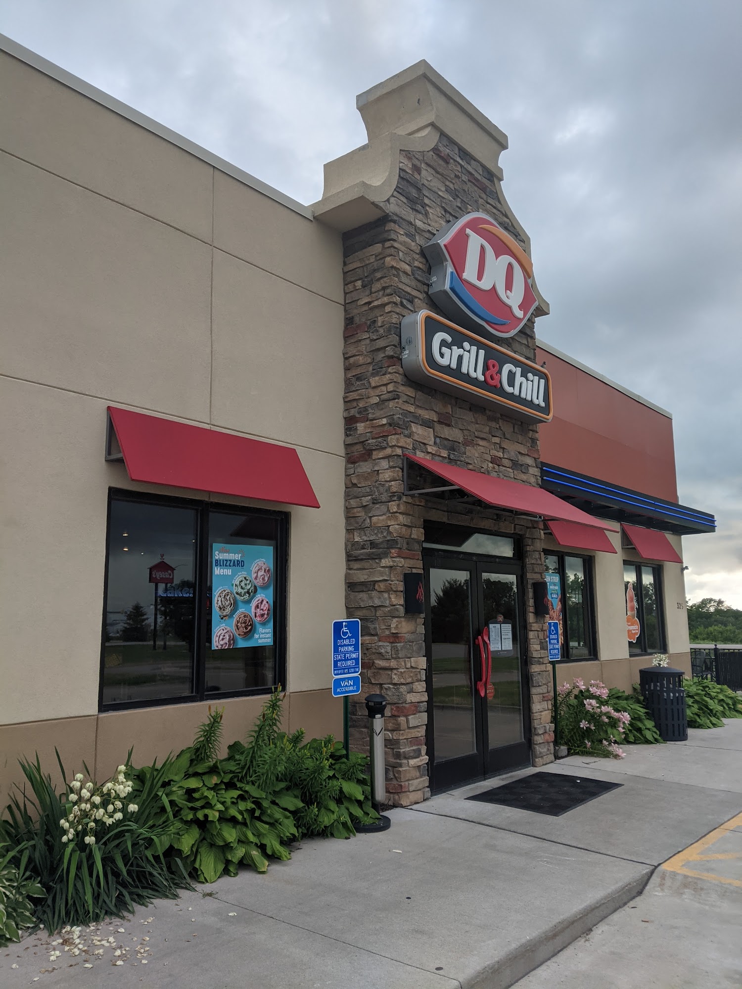 DQ Grill & Chill