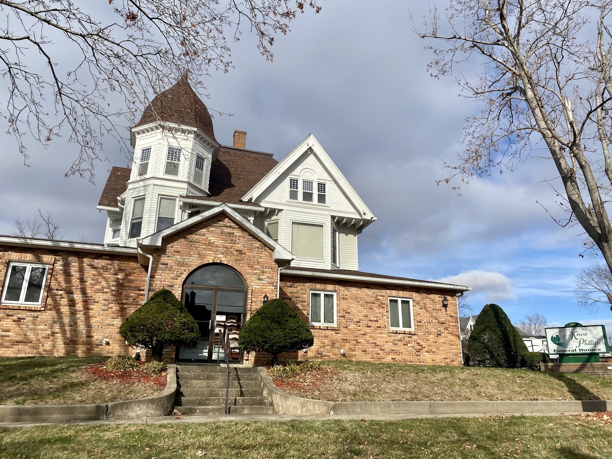 KRUSEPHILLIPS FUNERAL HOMES Tama IA Hours, Directions, Reviews(00)