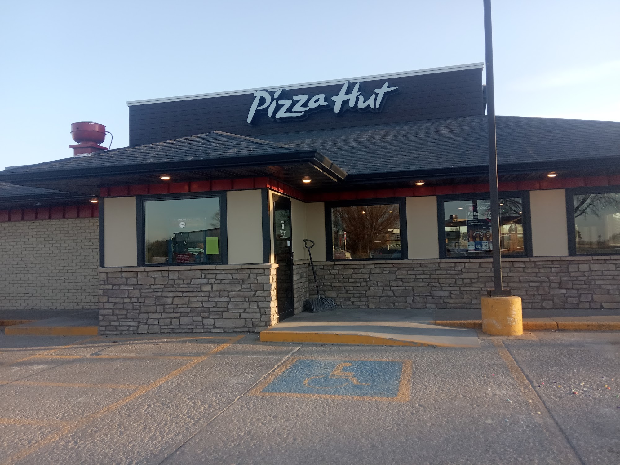 Pizza Hut