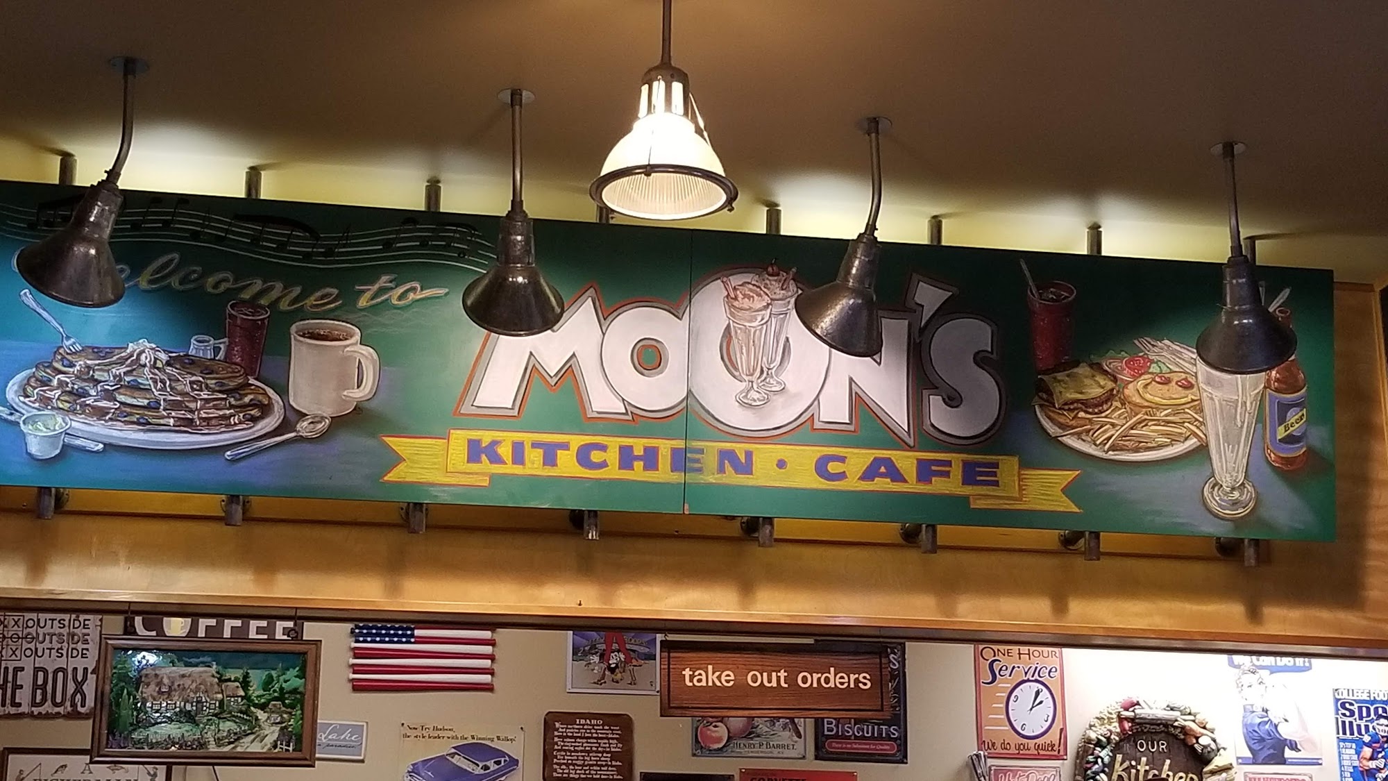 Moon's Kitchen Cafe