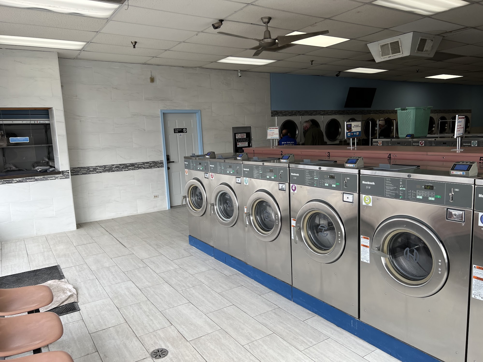 Briar Square Laundromat