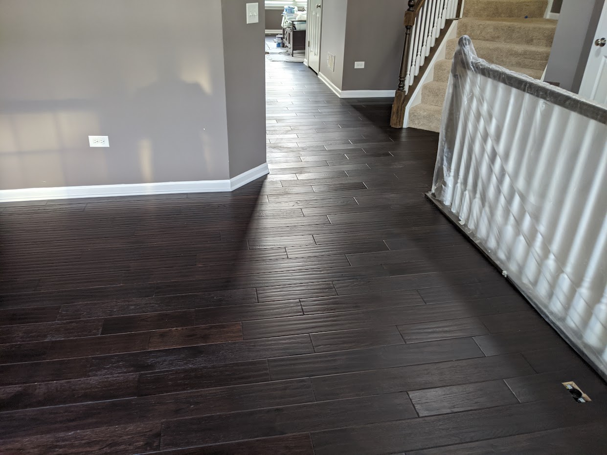 CM'S Vinyl & Laminate Flooring 7956 S Roberts Rd, Bridgeview Illinois 60455