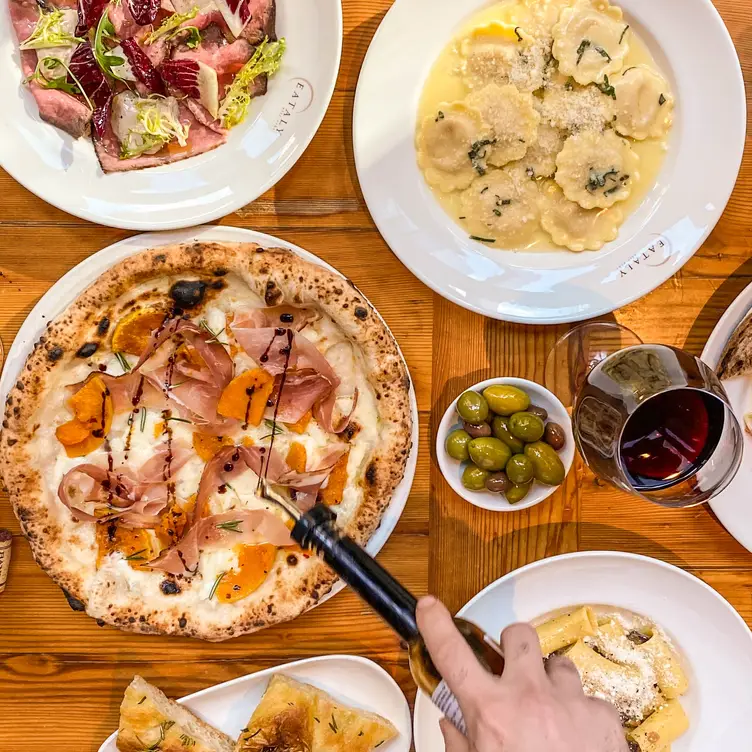 Photo credit: opentable
