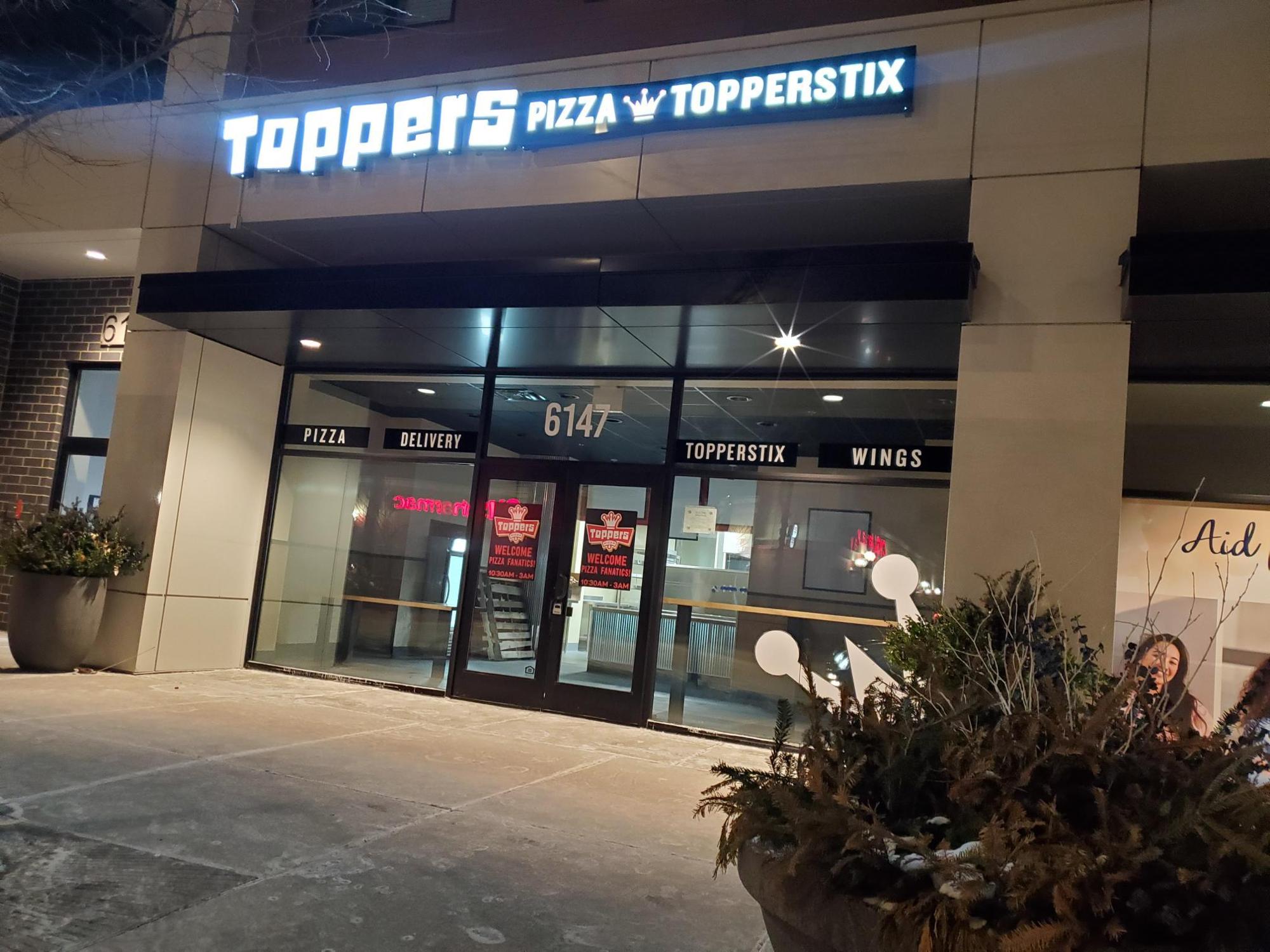 Toppers Pizza