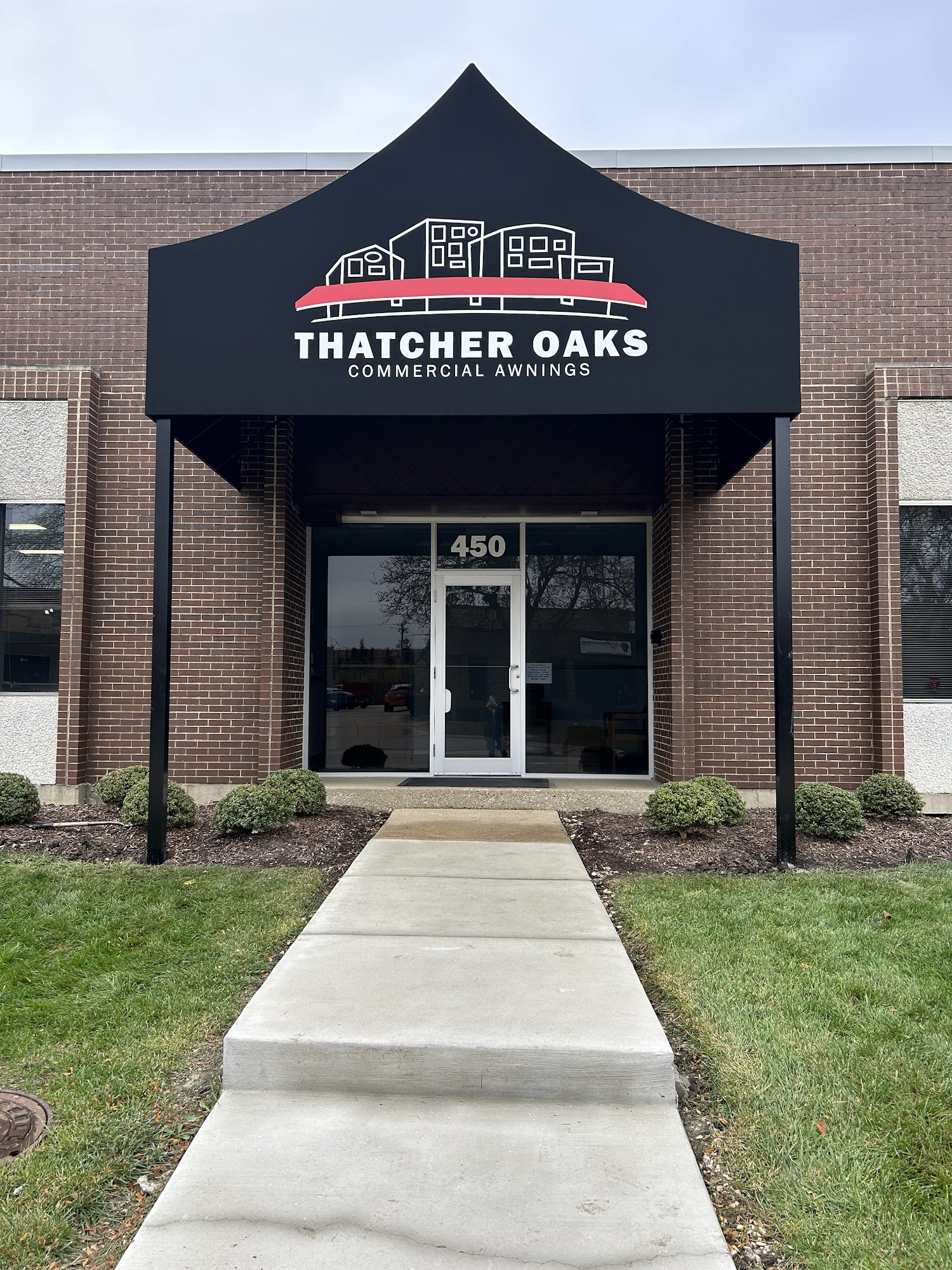 Thatcher Oaks Chicago Awnings