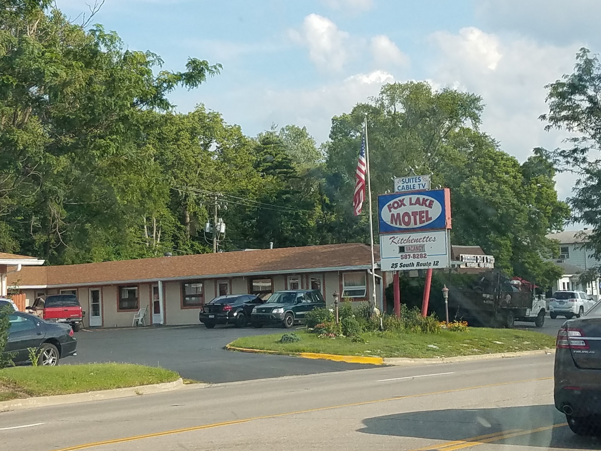 Fox Lake Motel