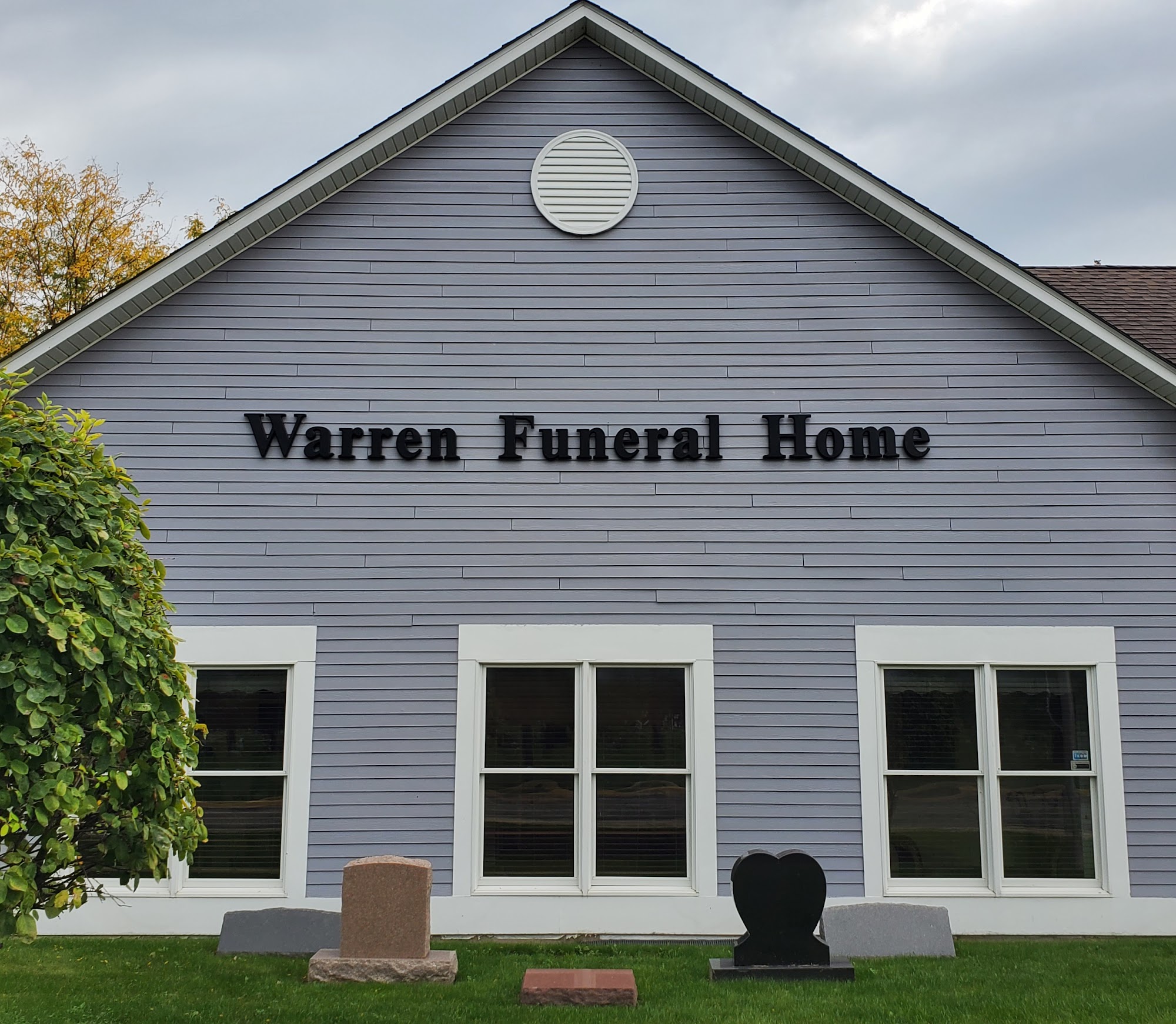 Warren Funeral Home, Cemetery & Mausoleum