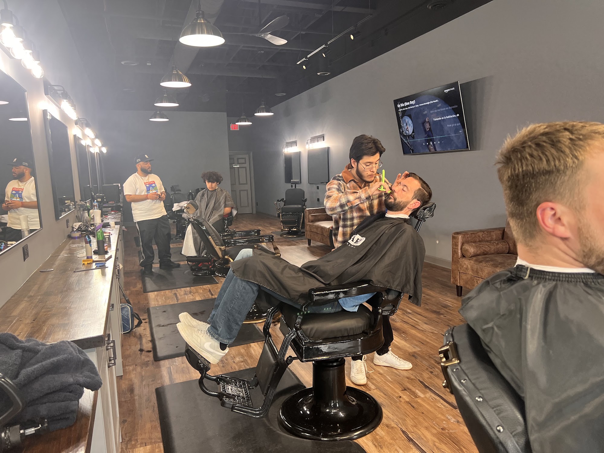 Cut & Shave Barbershop