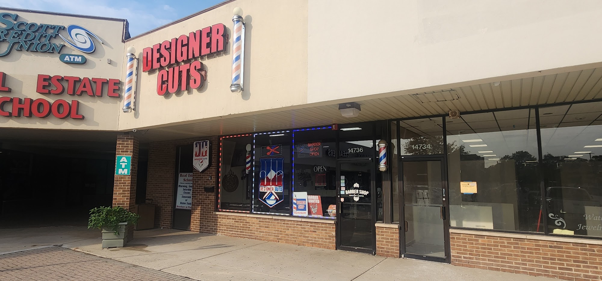 Designer Cuts 14736 S Cicero Ave, Midlothian Illinois 60445