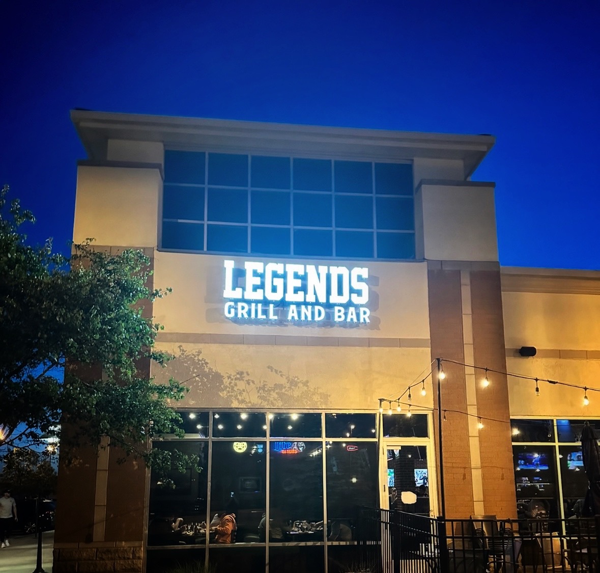 Legends Grill & Bar