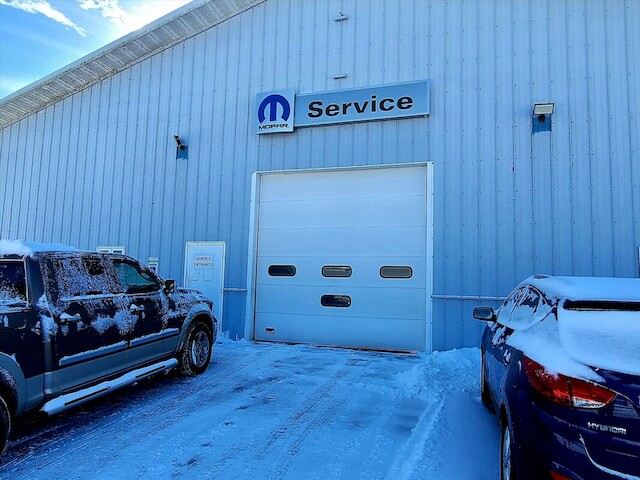 Nikles Auto Repair and Oil Change Service