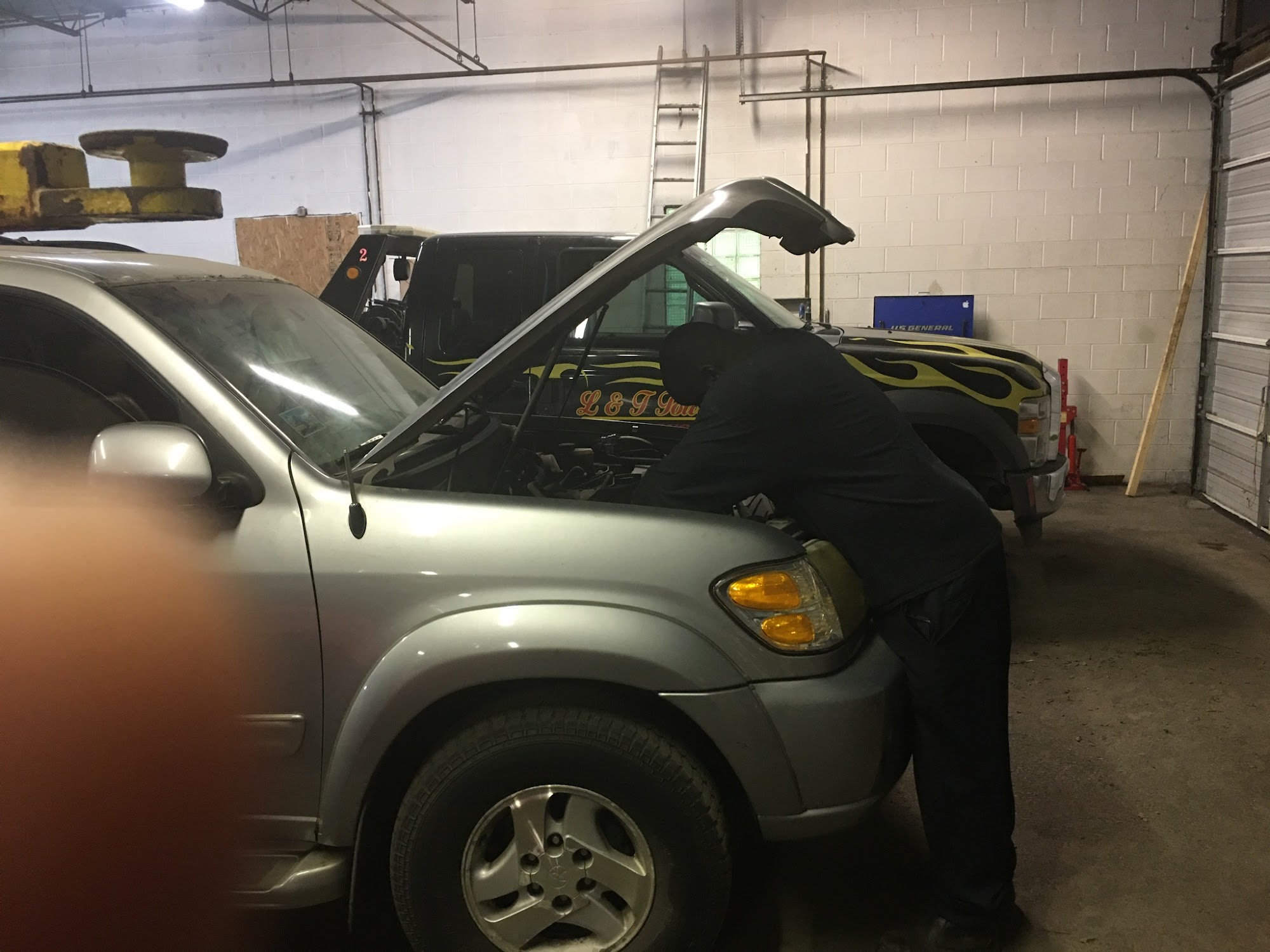 L & T Auto Repairs 14150 S Indiana Ave, Riverdale Illinois 60827