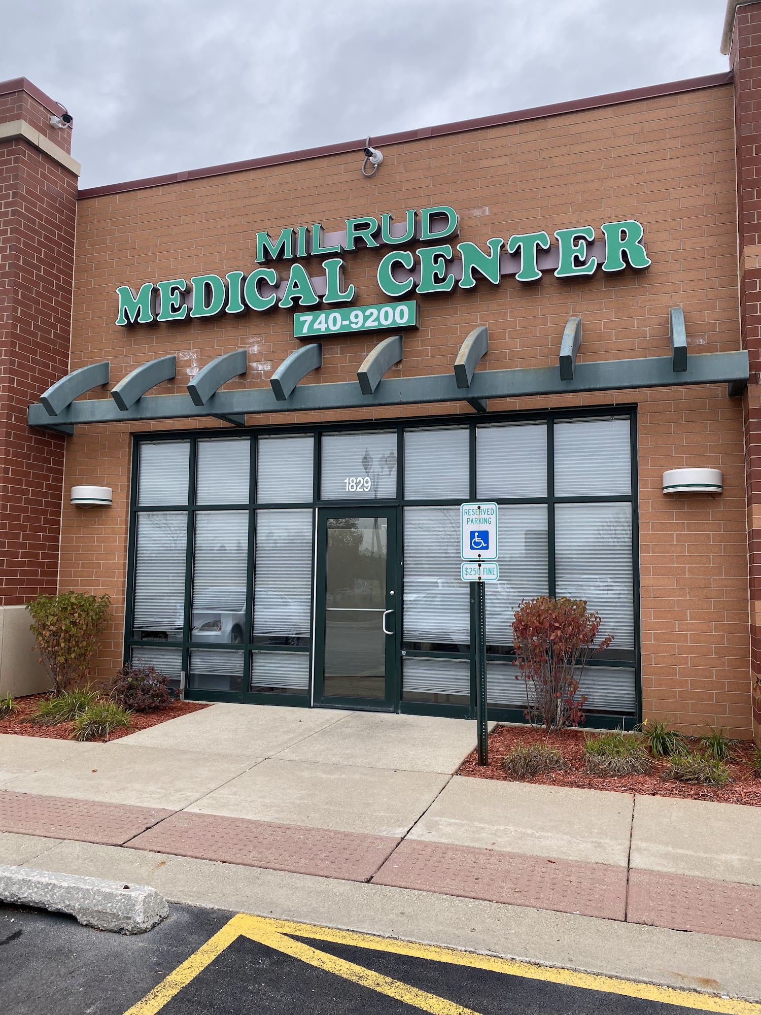 Milrud Medical Center 1829 S Cedar Lake Rd, Round Lake Illinois 60073
