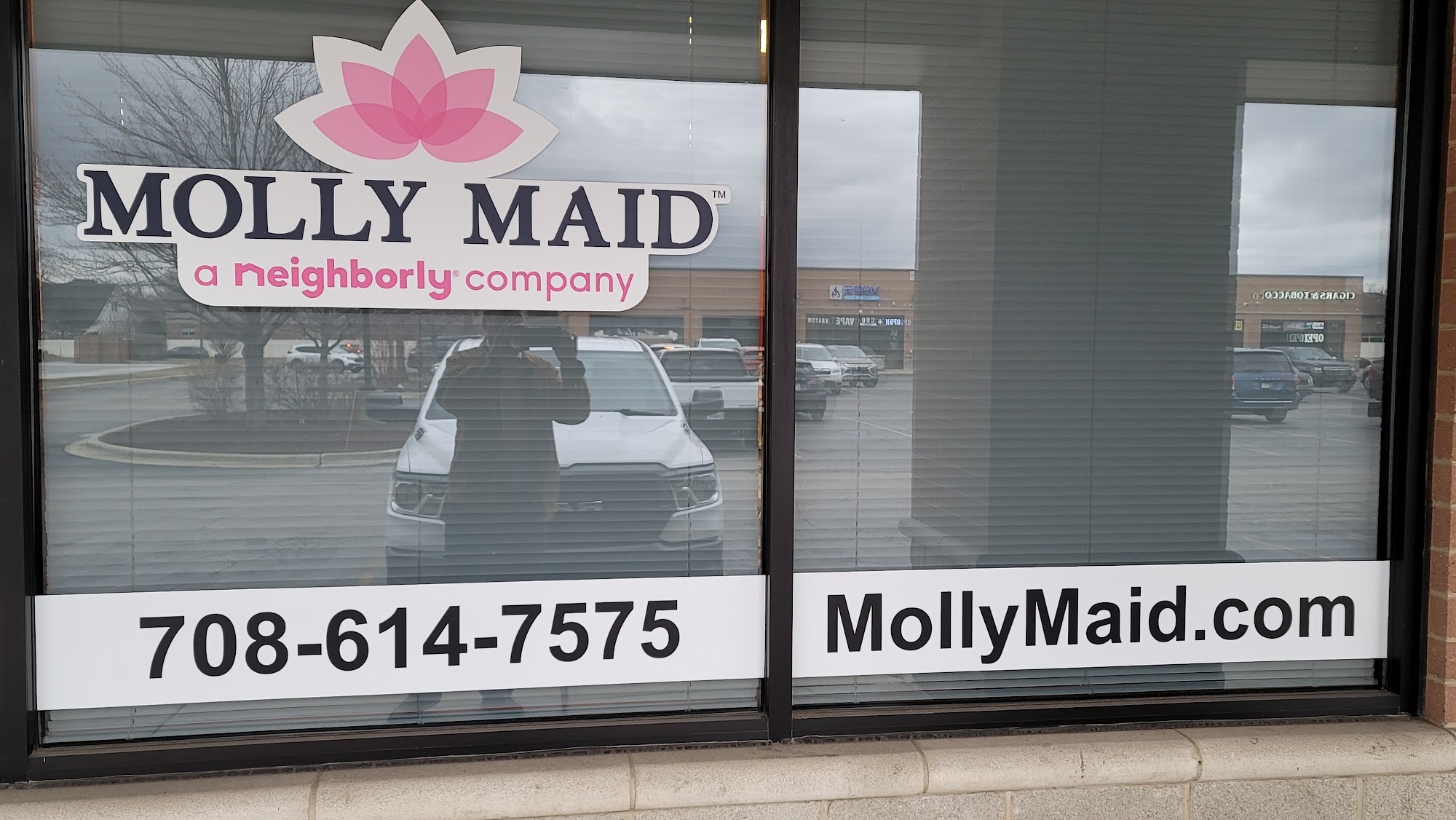 MOLLY MAID of Southwest Cook County
