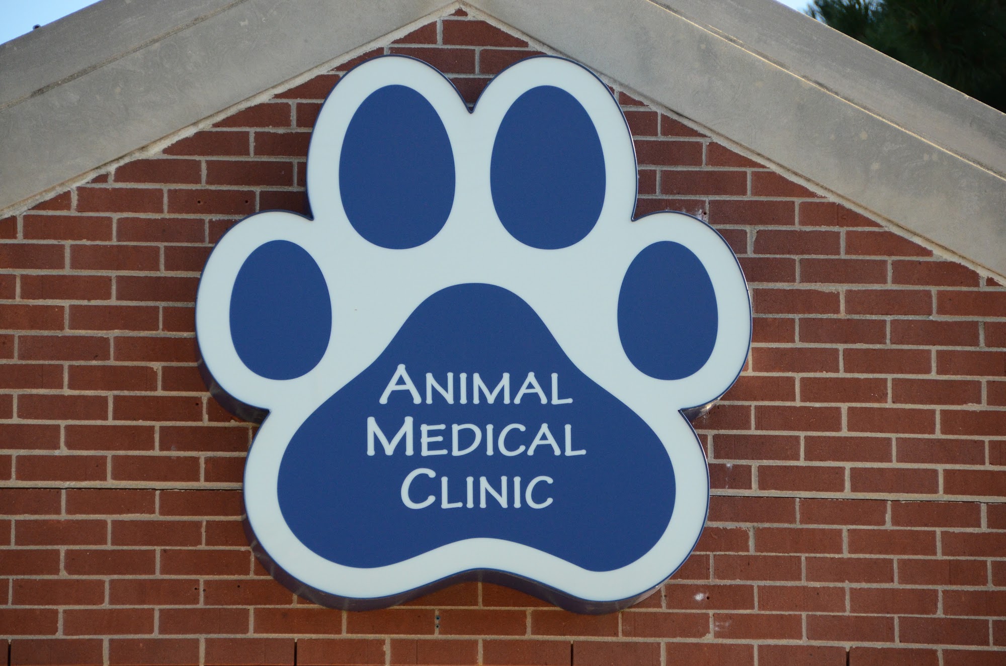 Animal Medical Clinic of Wheaton