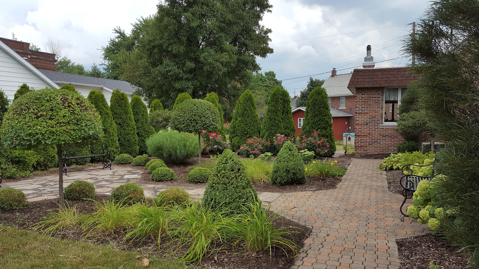 Sheets & Childs Funeral Home, Churubusco Chapel 206 N Main St, Churubusco Indiana 46723