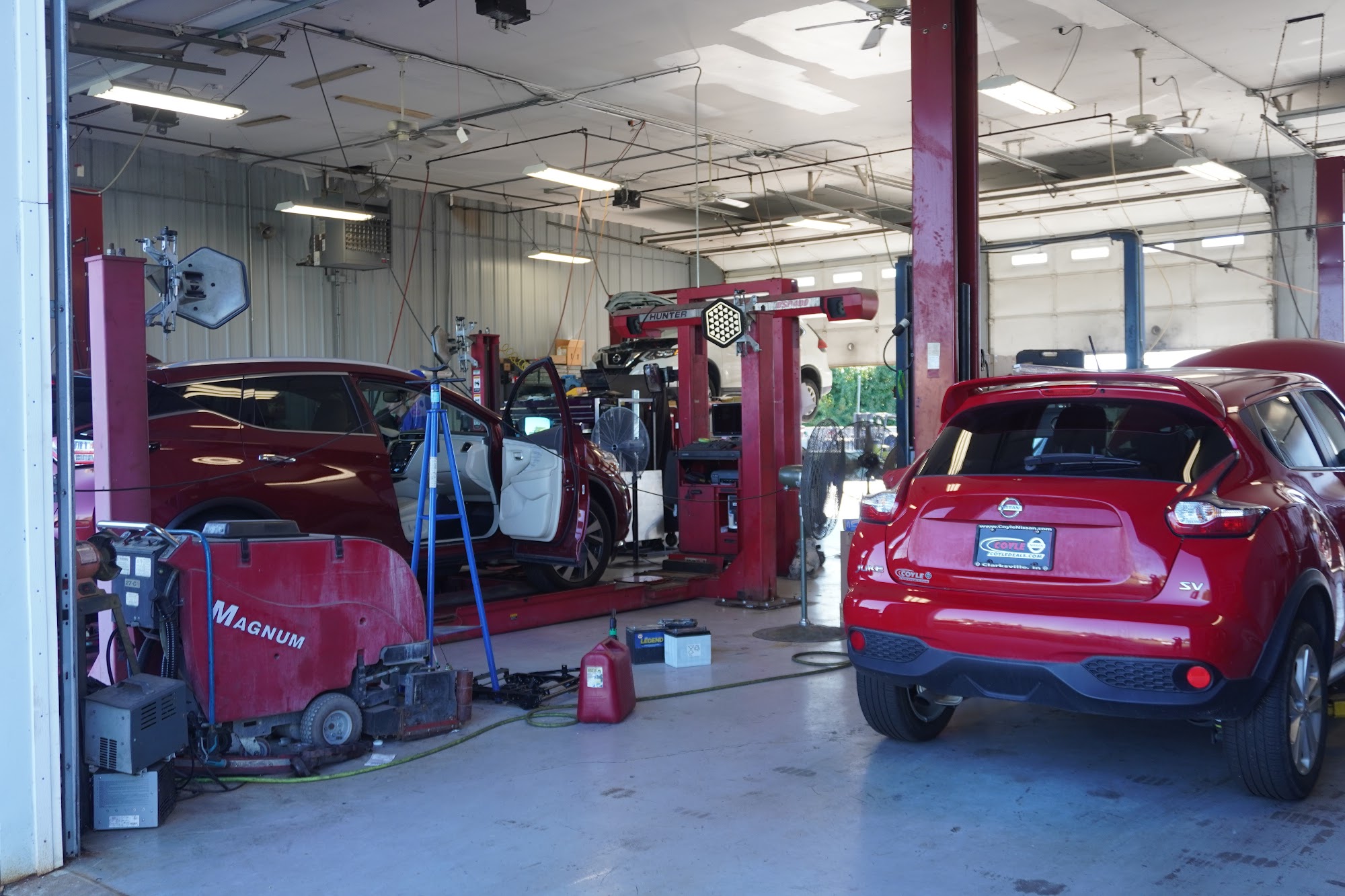 Nissan Service Center