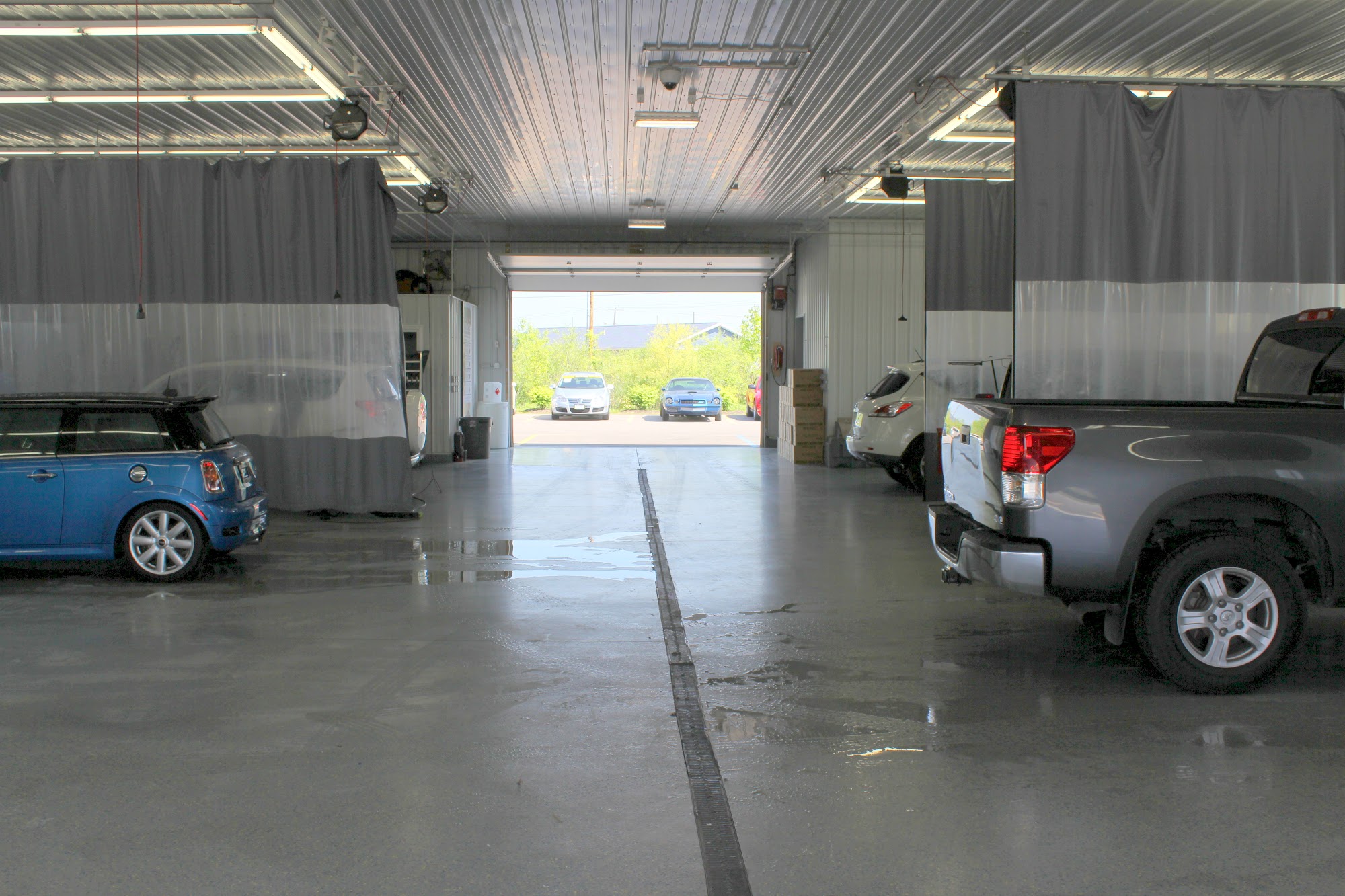 Best Deal Auto Sales - Detail Center