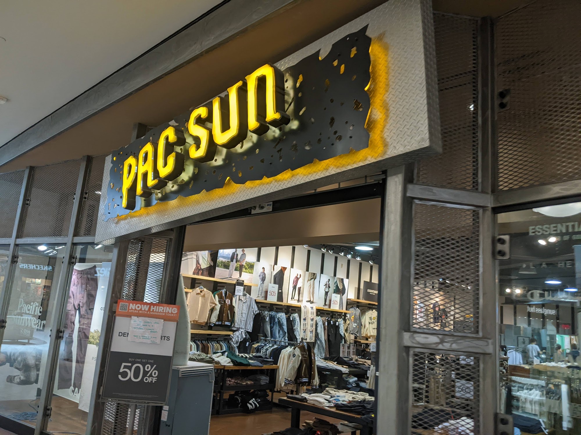 PacSun