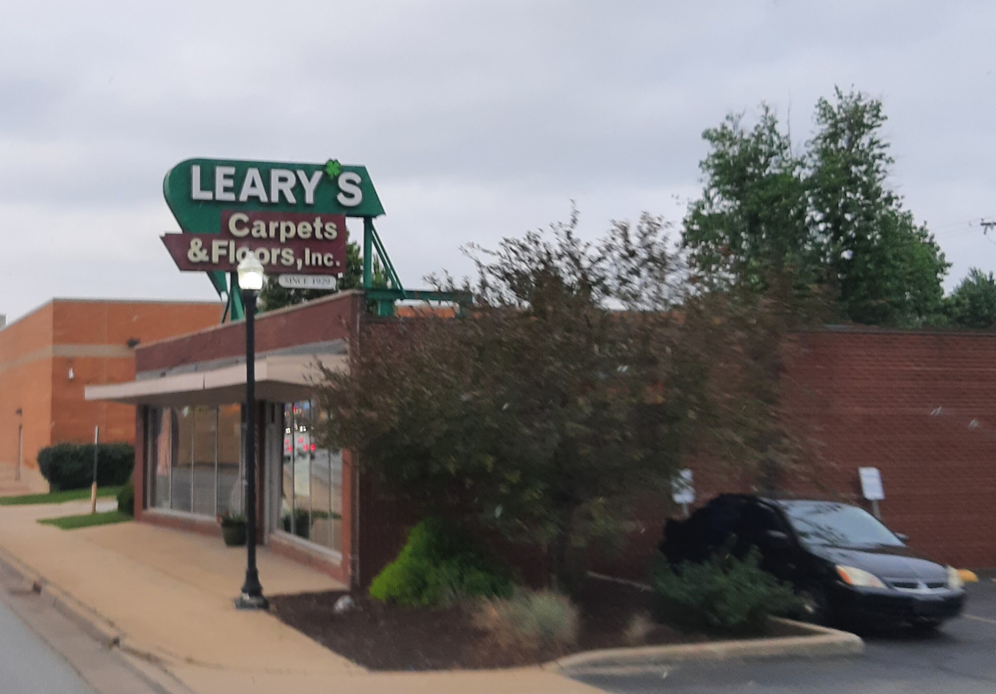 Learys Carpets & Floors, Inc.