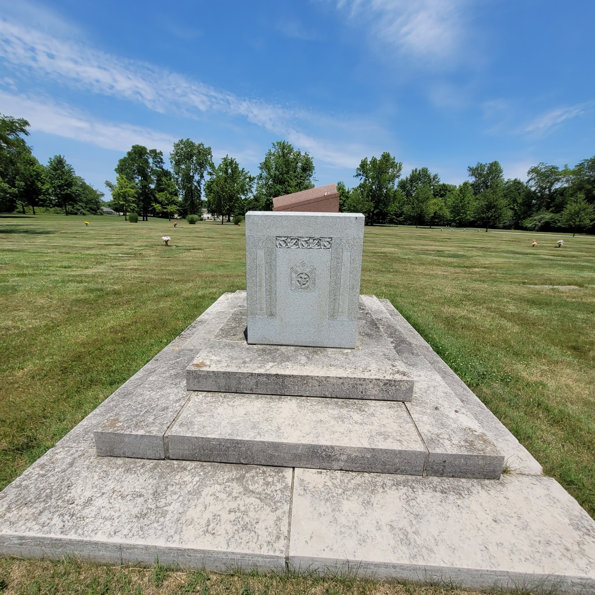 Oaklawn Memorial Gardens - Washington Park Cemetery