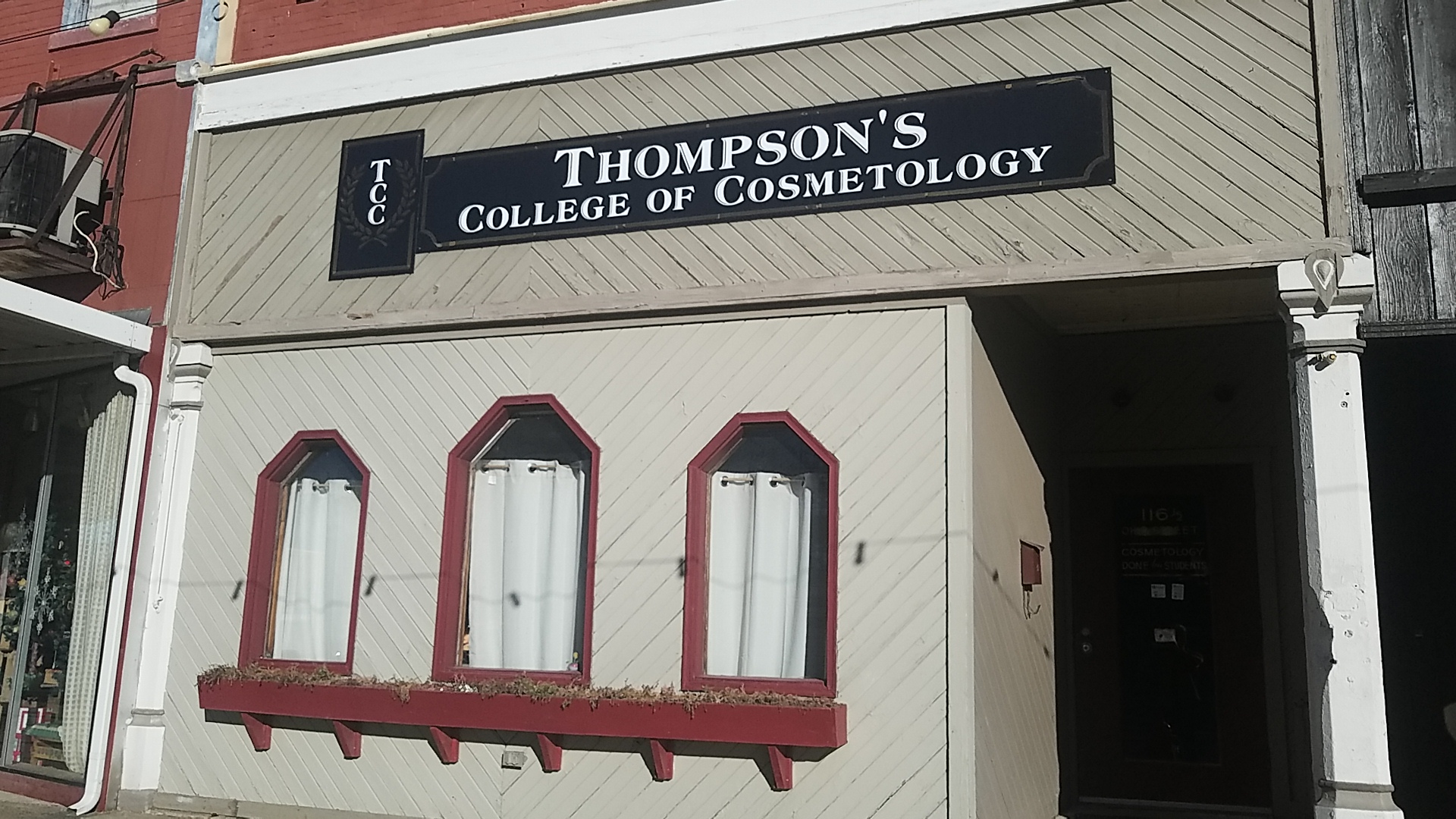 Thompsons College-Cosmetology 116 W Ohio St, Rockville Indiana 47872