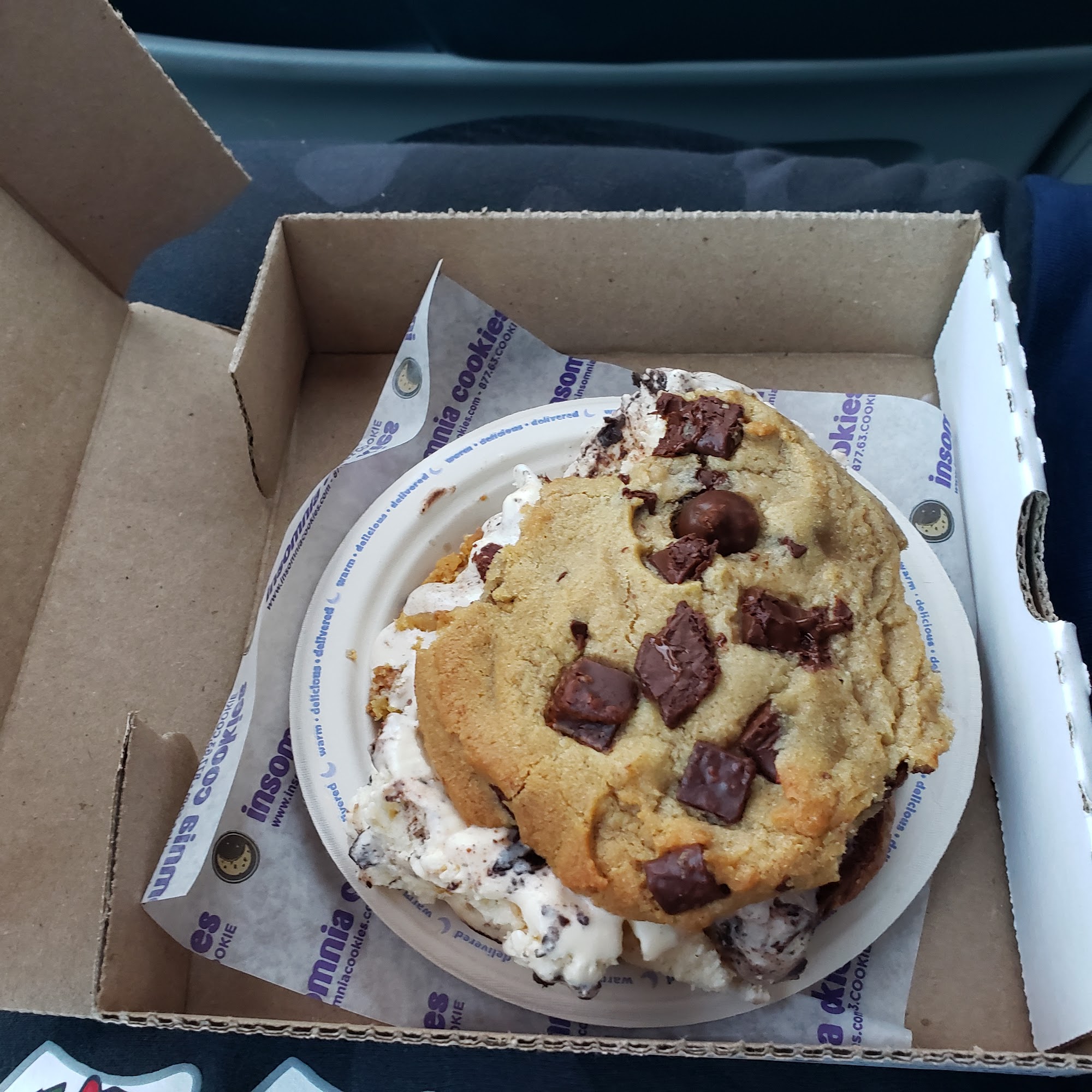 Insomnia Cookies