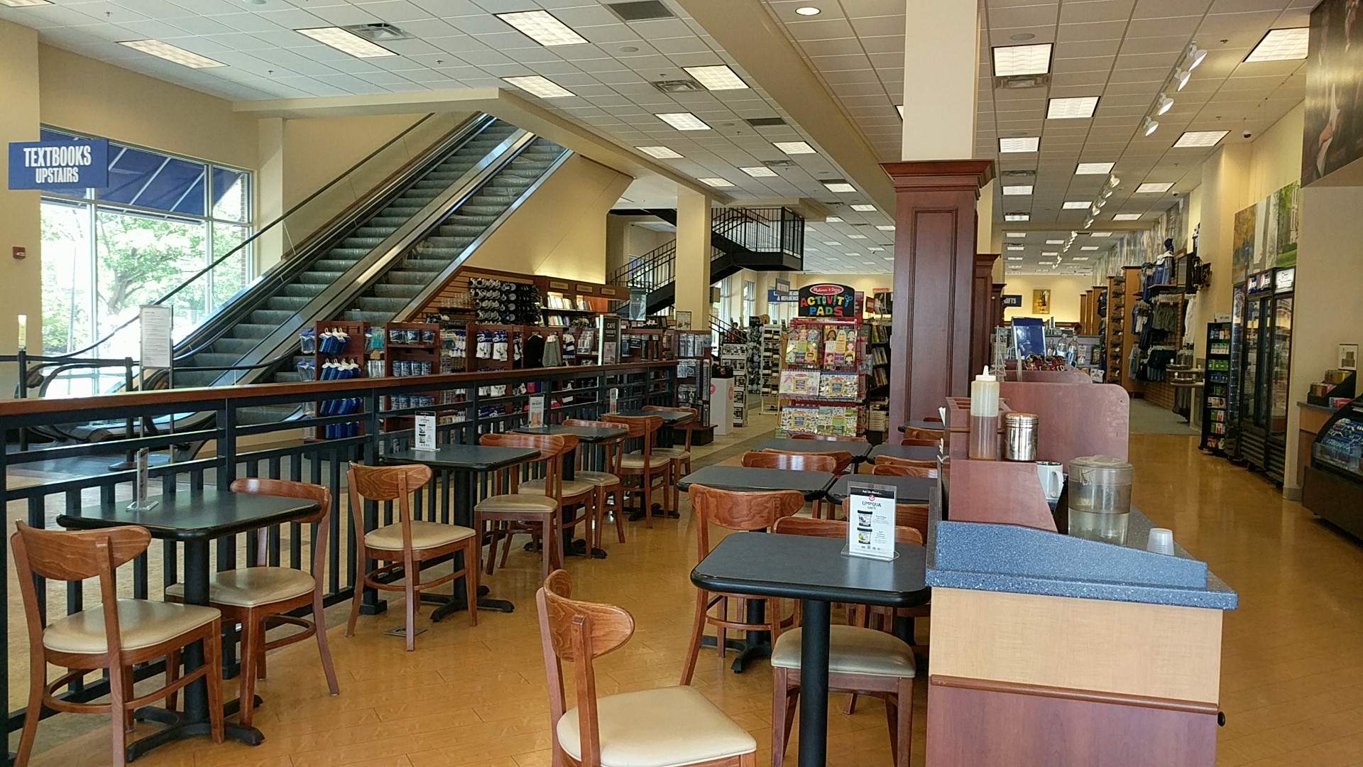 Barnes and Noble Bookstore