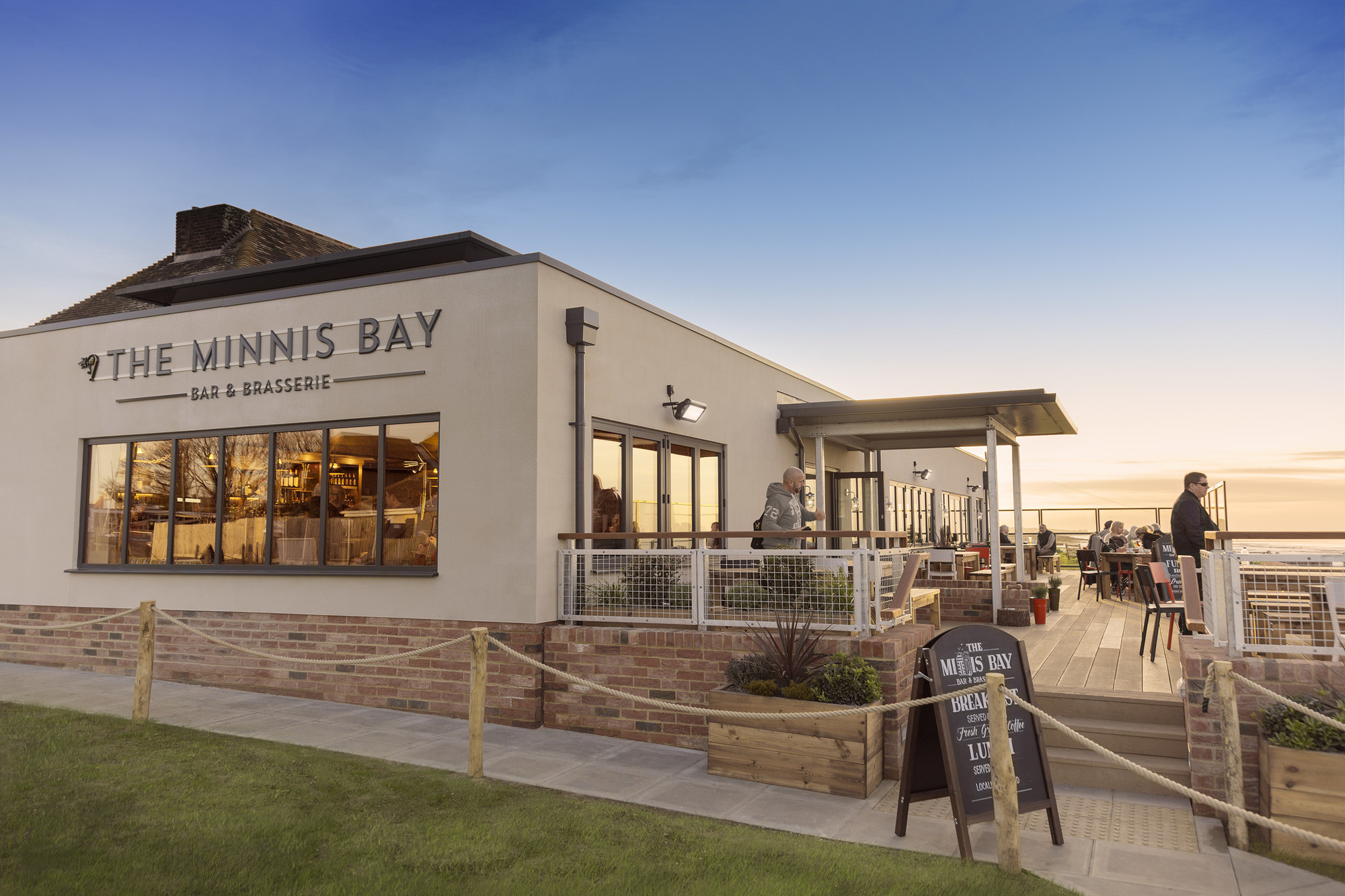 Minnis Bay Bar & Brasserie The Parade, Birchington
