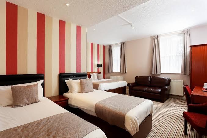 Victoria Hotel