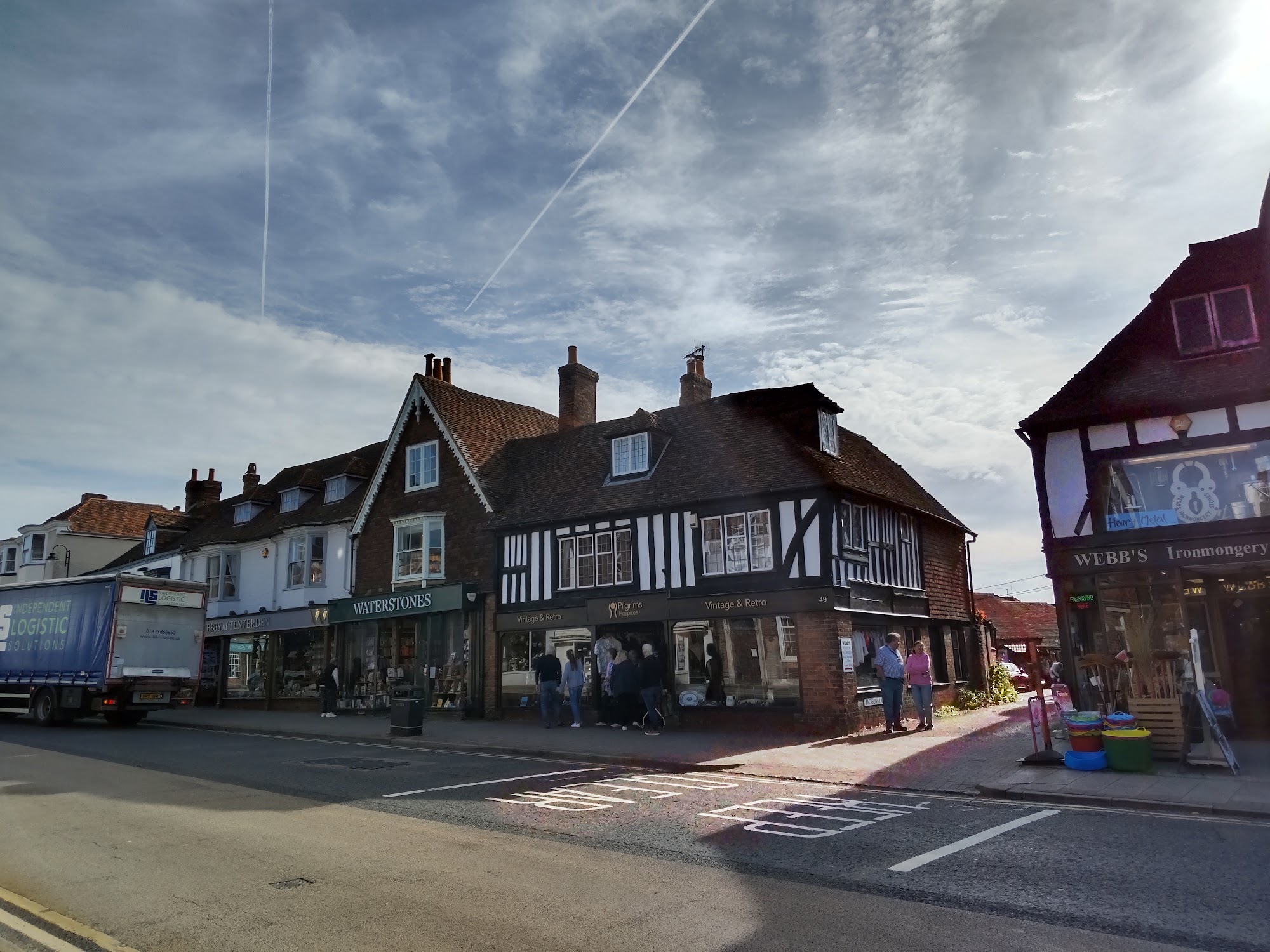 Tenterden Vintage shop - Pilgrims Hospices Tenterden