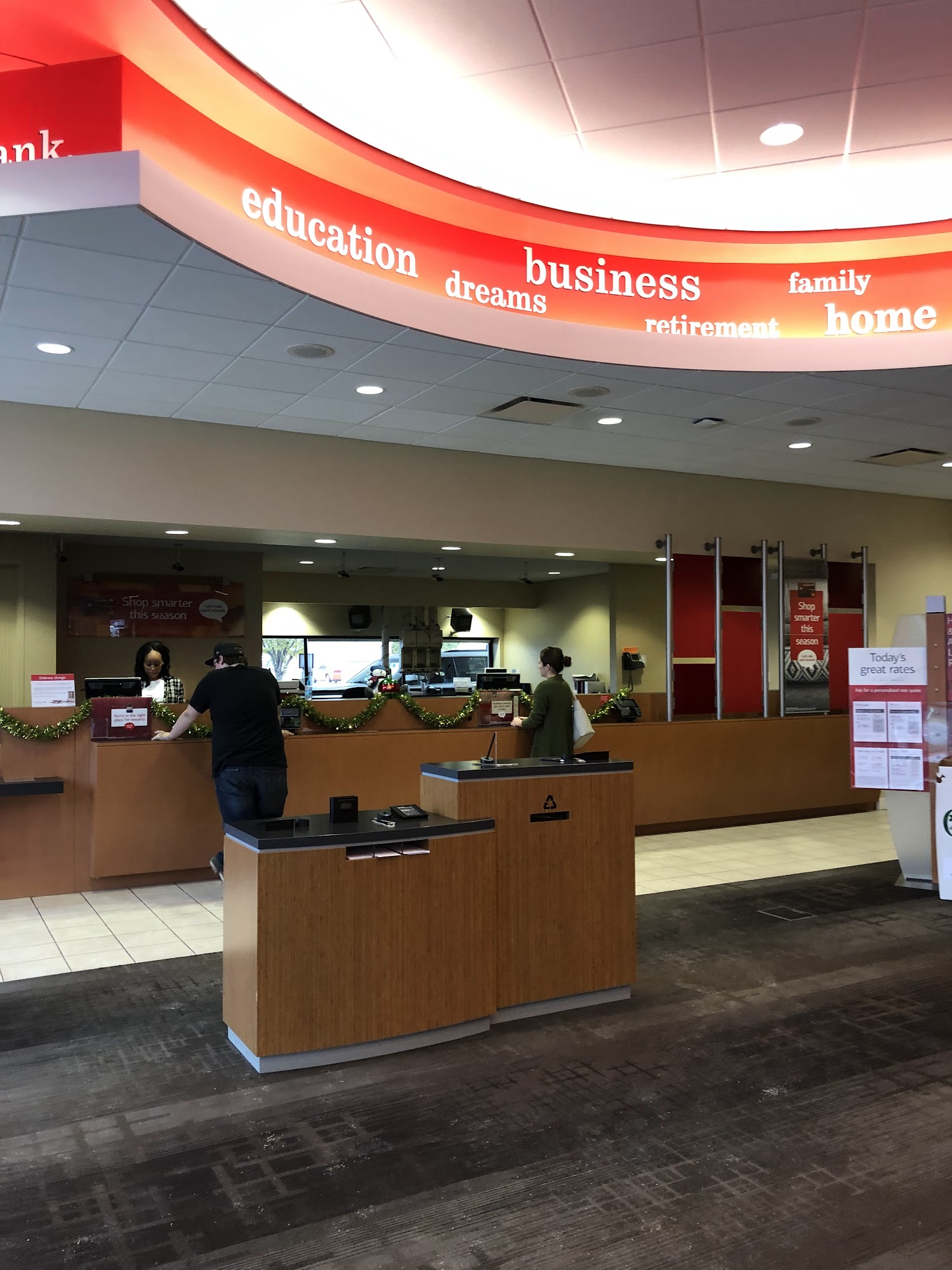 Bank of America (with Drive-thru services)